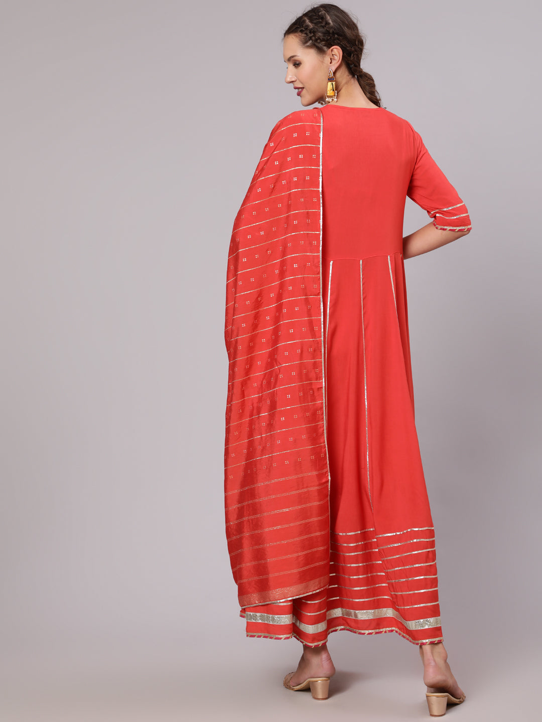 RUST Anarkali Kurta With Chanderi Dupatta, Women's Rayon Solid rust Gota Embellished Anarkali Kurta With Chanderi Dupatta, Rayon Anarkali Kurta With V- Neckline & Half Sleeves Online, Ethnic Wear Rayon Kurta With Chanderi Dupatta For This Festive Season