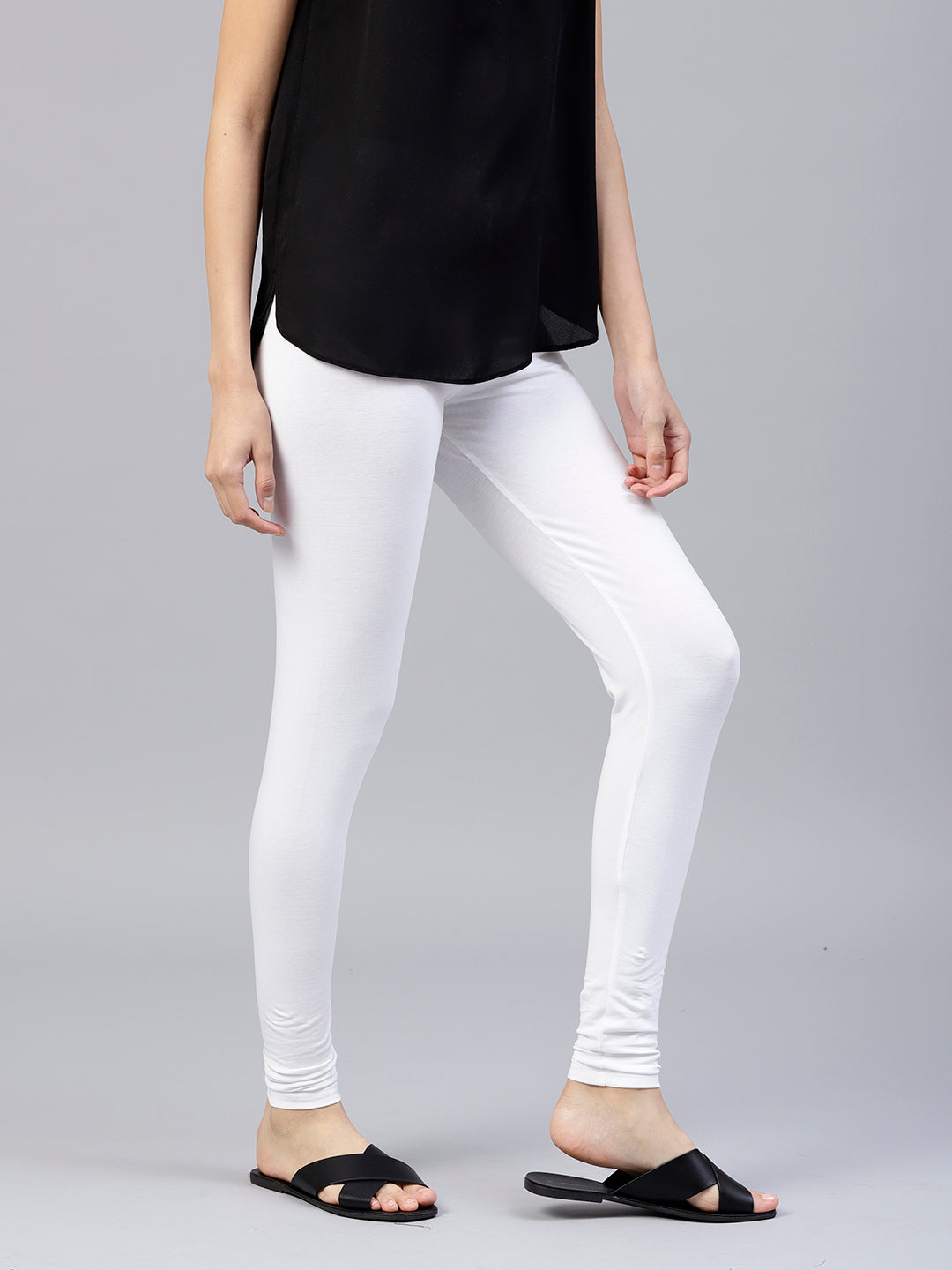 White Solid Cotton Lycra Leggings