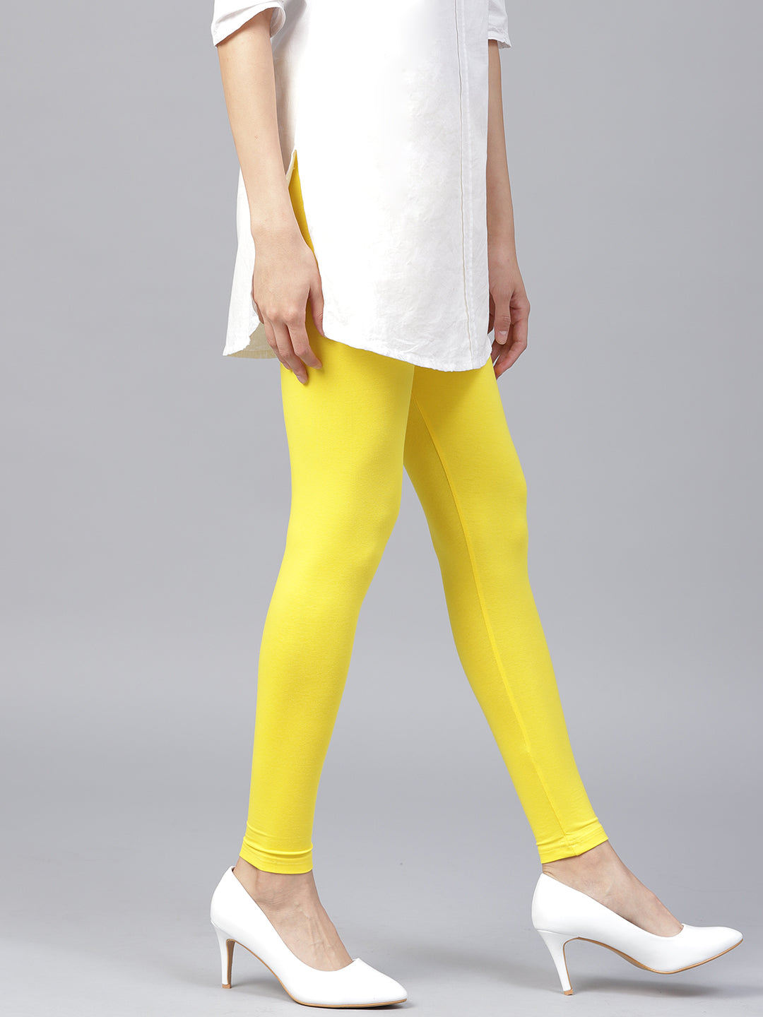 Yellow Solid Cotton Lycra Leggings