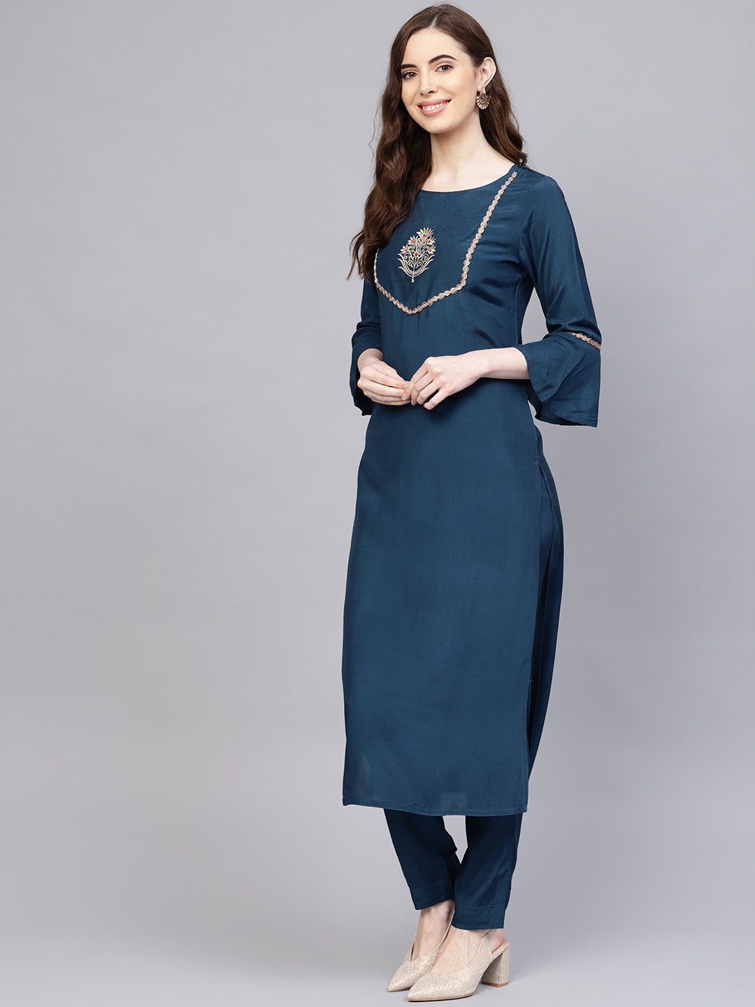 Teal & Light Blue Embroidered Kurta With Pants & Net Dupatta