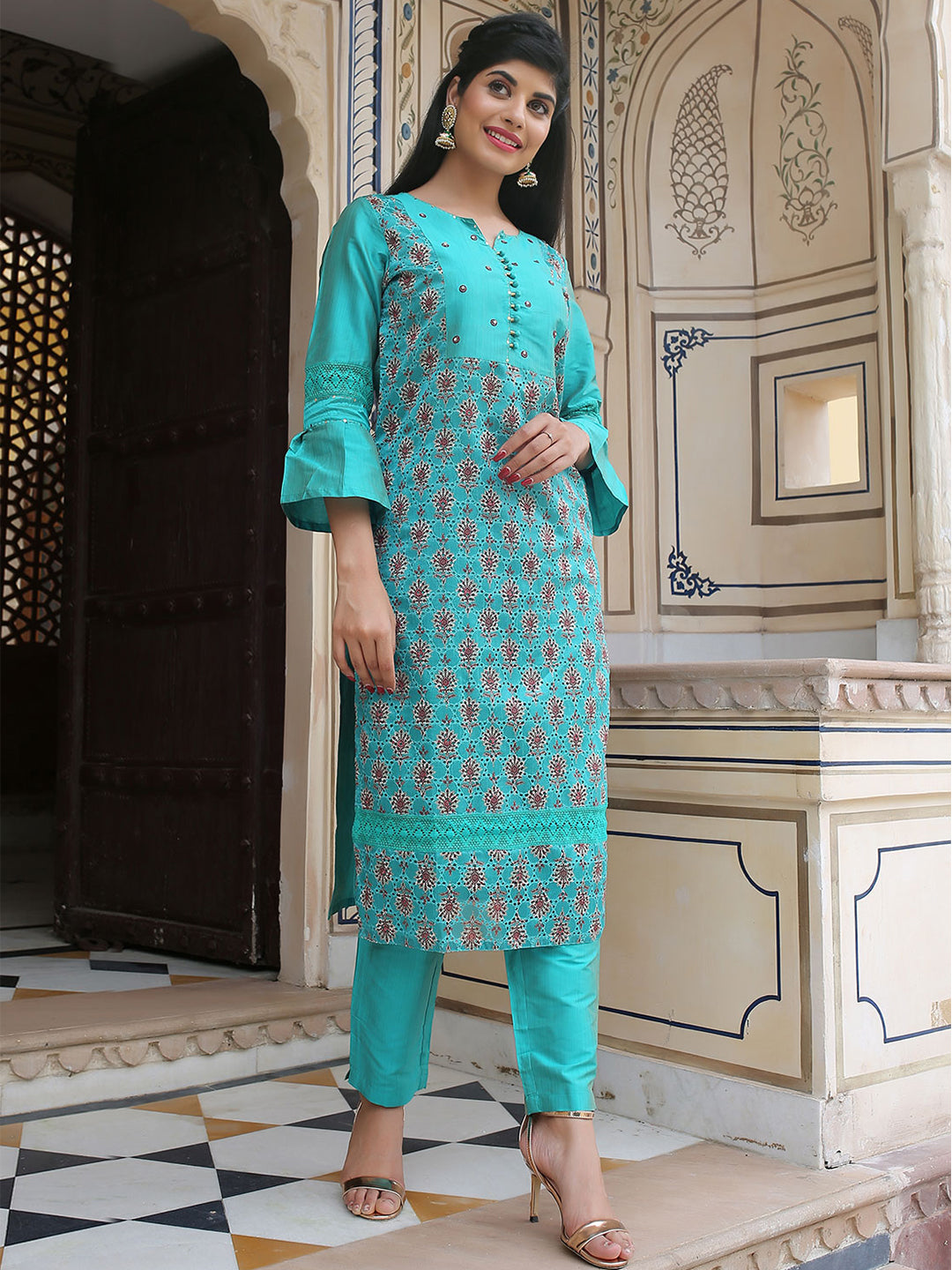 Green Embroidered Straight Chanderi Kurta With Pants