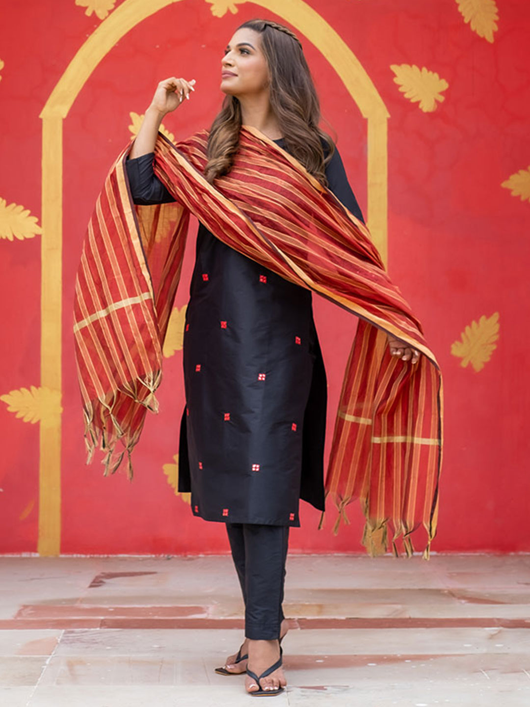 Black Solid Embroidered Silk Straight Kurta With Pants & Dupatta