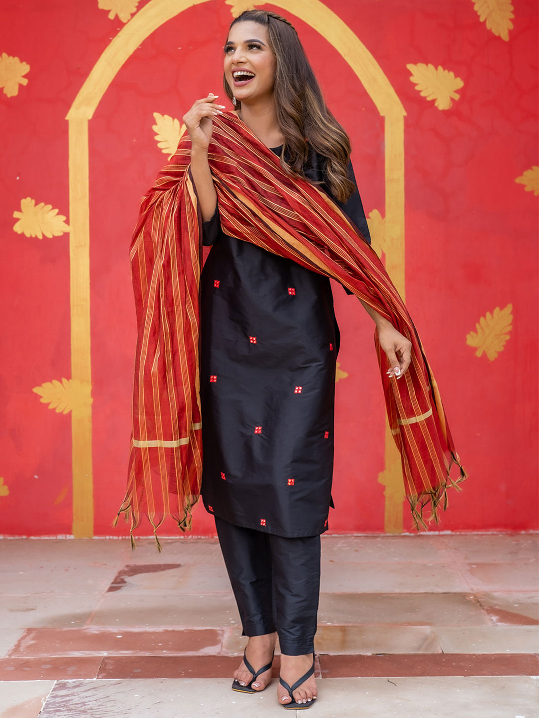 Black Solid Embroidered Silk Straight Kurta With Pants & Dupatta