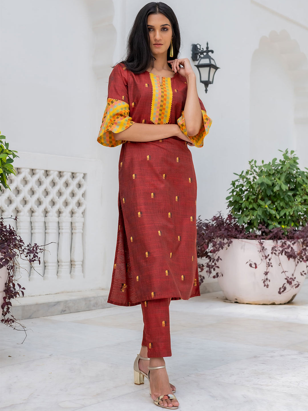 Maroon Yarn Dyed Kurta With Pants