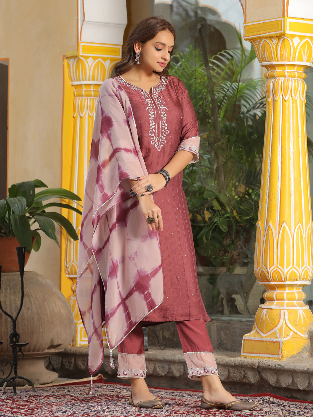 Mauve Silk Embroidered Kurta With Pants And Organza Dupatta