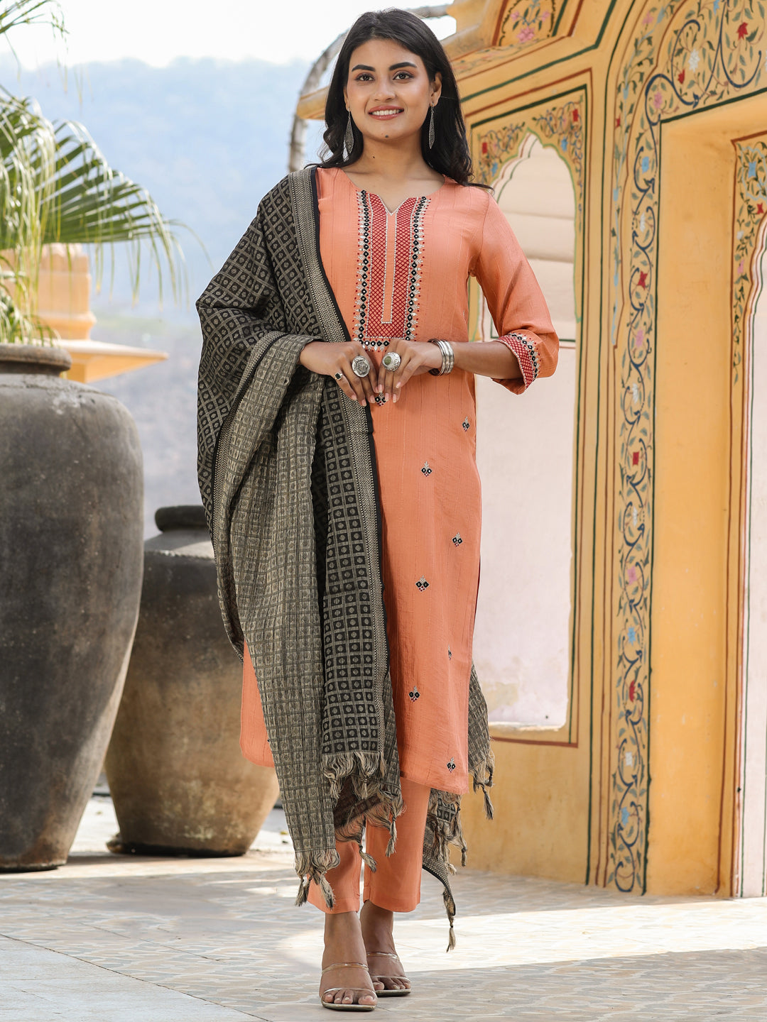 Camel Brown Silk Kurta With Pants And Brocade Dupatta