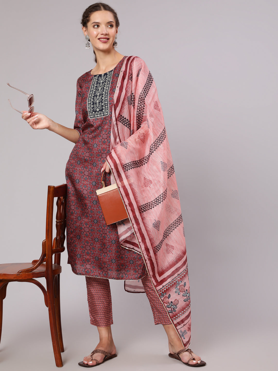Maroon Silk blend Embroidered printed straight kurta with printed pant & kota doriya dupatta