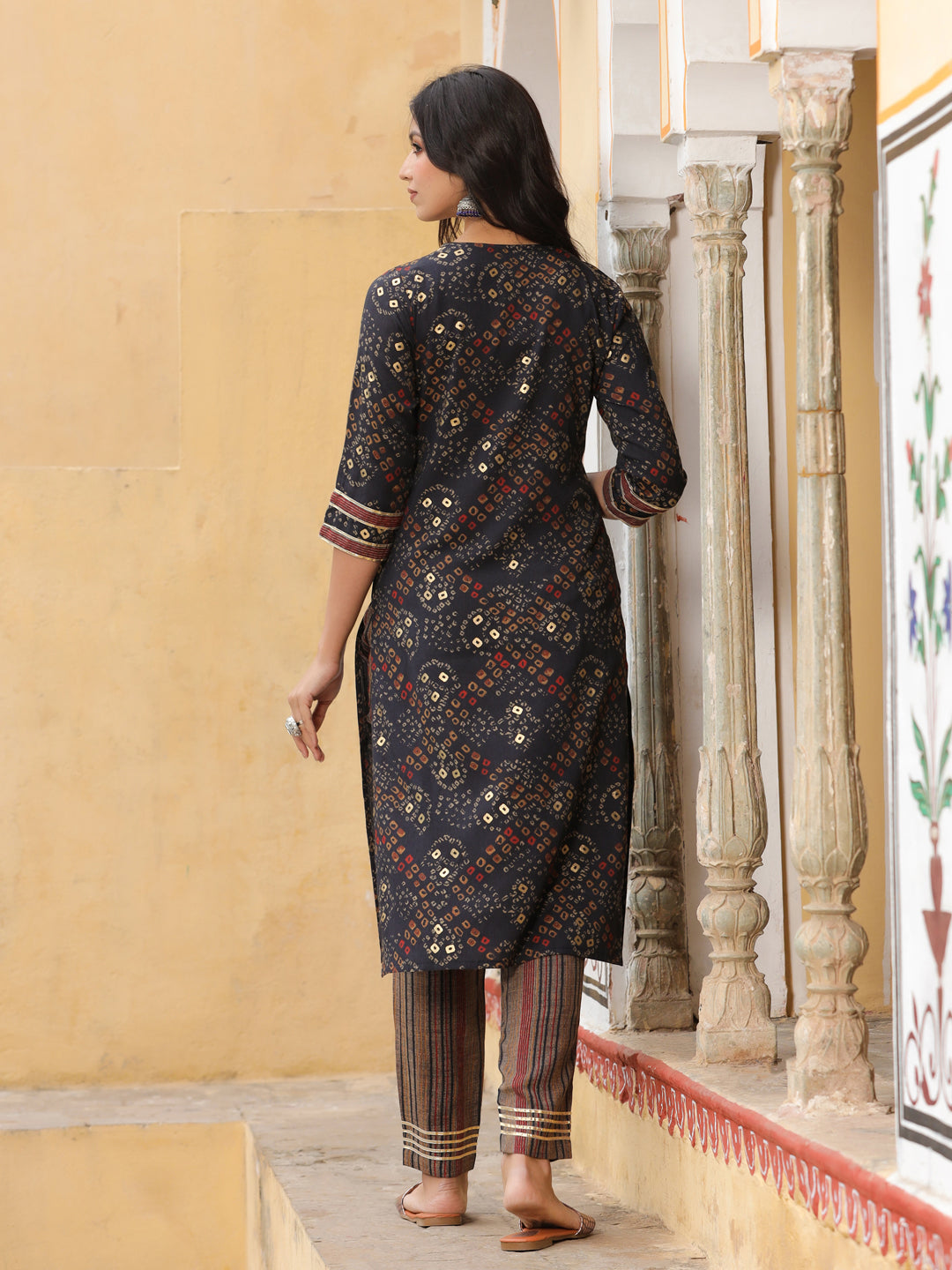 Black Printed Kurta With Pants