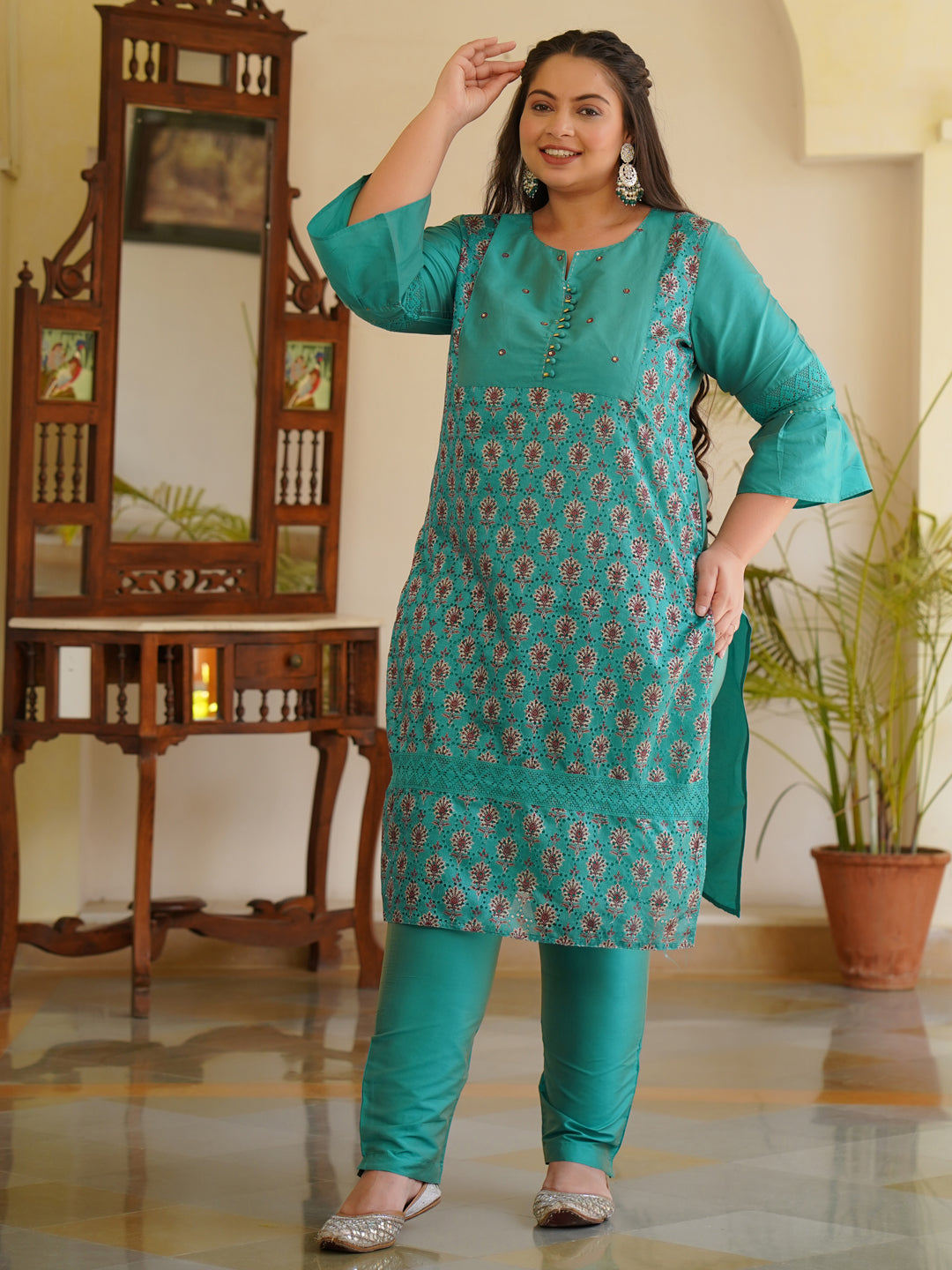 Green Printed Embroidered Kurta With Trousers