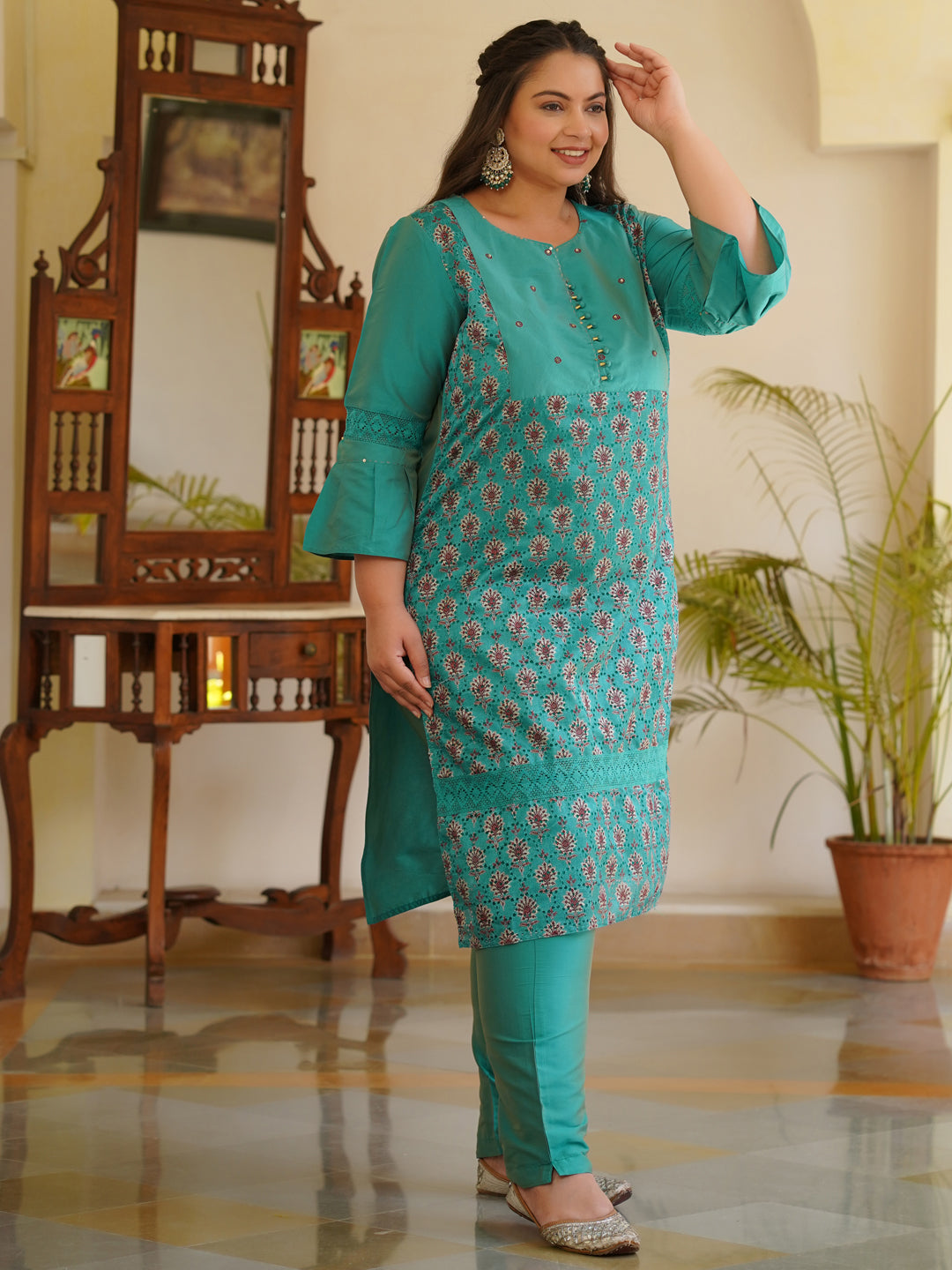 Green Printed Embroidered Kurta With Trousers