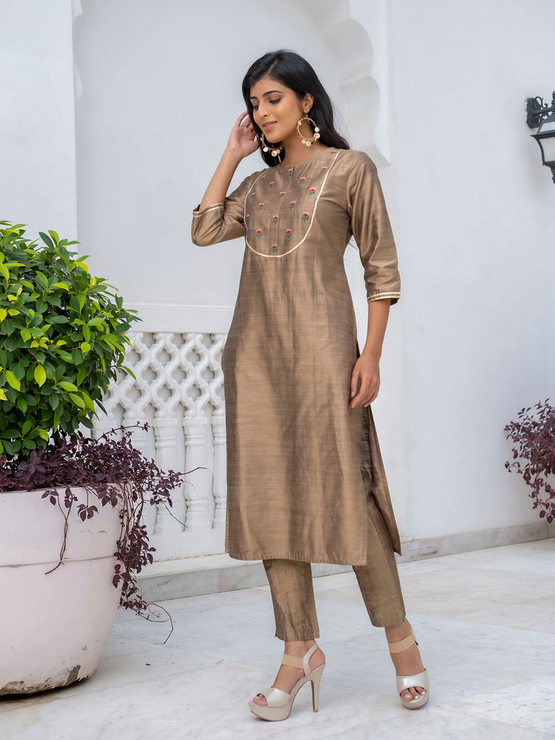 Silk Embroidered Straight Kurta With Pants
