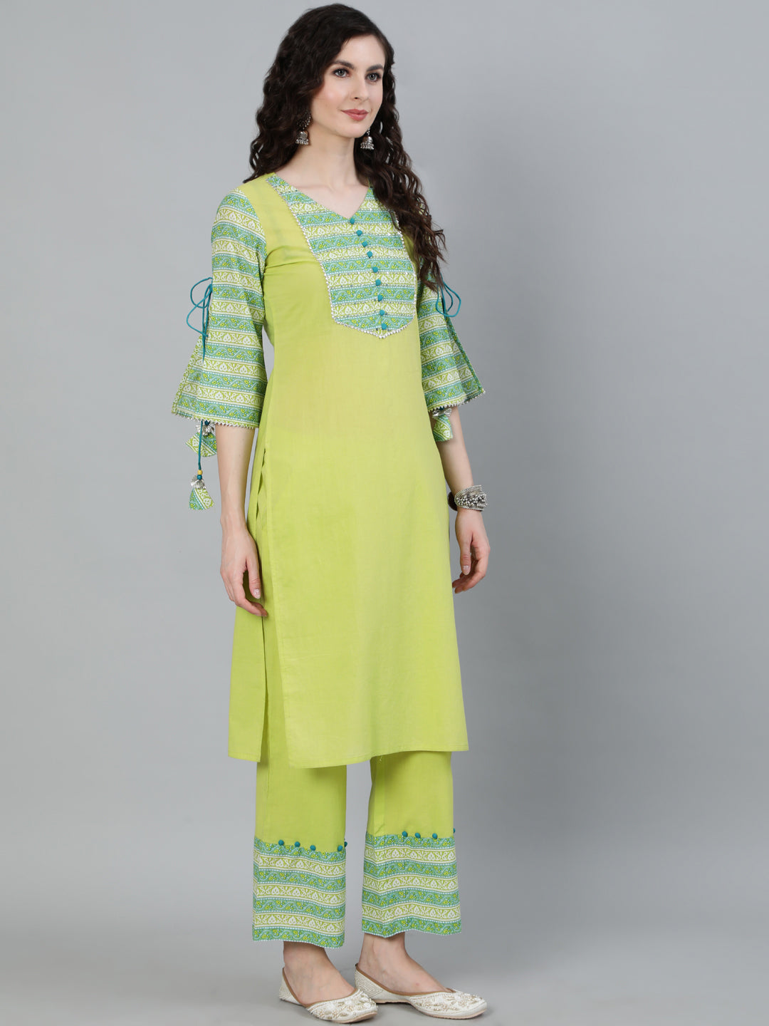 Green Ethnic Motifs Yoke Design Pure Cotton Kurta With Trousers