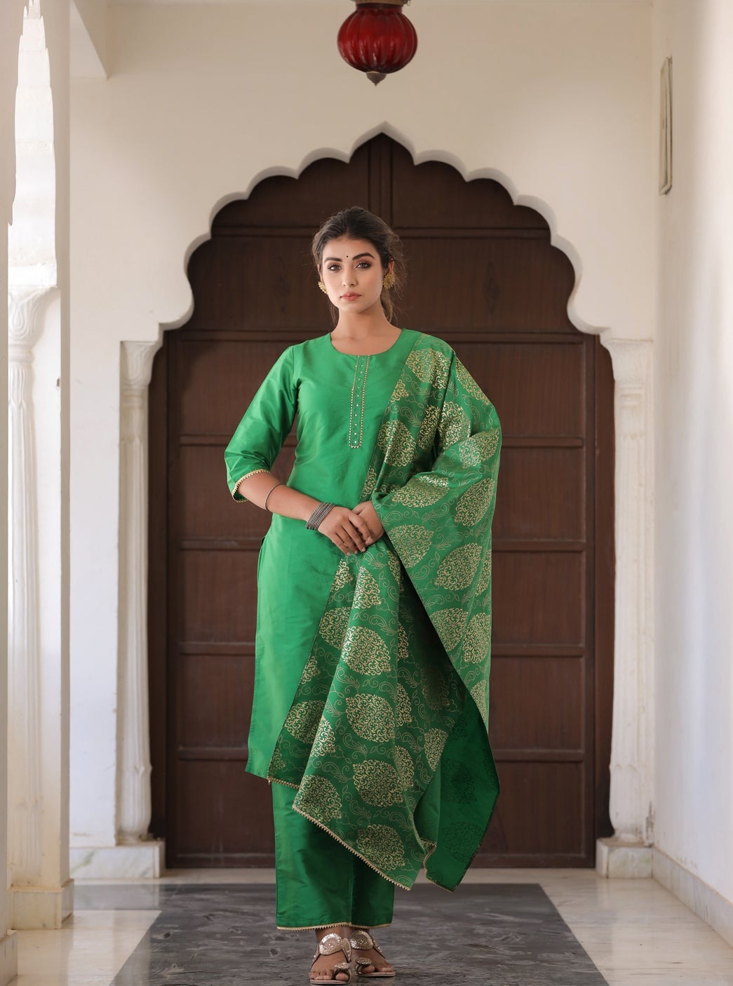 Green Solid Straight Kurta With Gotta Work On Palazzo & Printed Dupatta