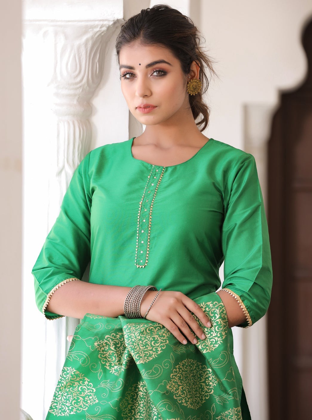 Green Solid Straight Kurta With Gotta Work On Palazzo & Printed Dupatta