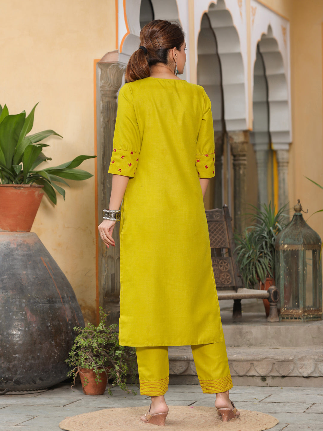 Green Solid Straight Rayon Blend Kurta With Palazzos