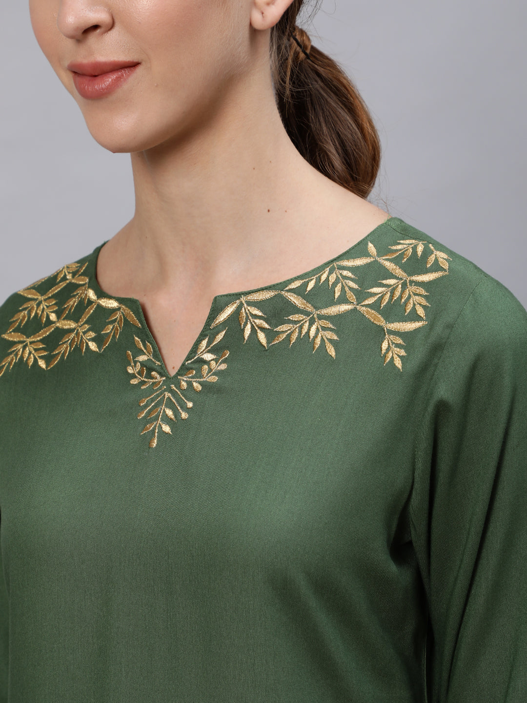 Green Solid Ethnic Print Straight Kurta With Pants & Dupatta