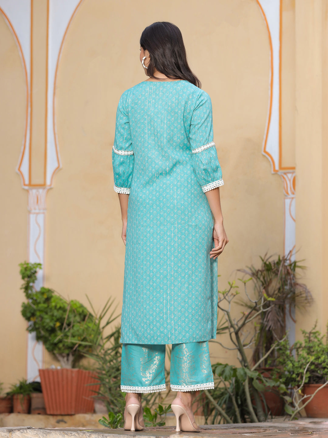 Blue Ethnic Motifs Print Straight Kurta With Palazzos