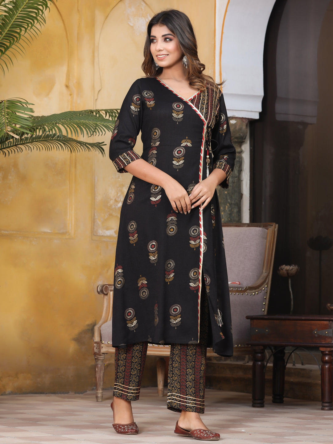 Black Rayon Slub Printed Kurta With Palazzo