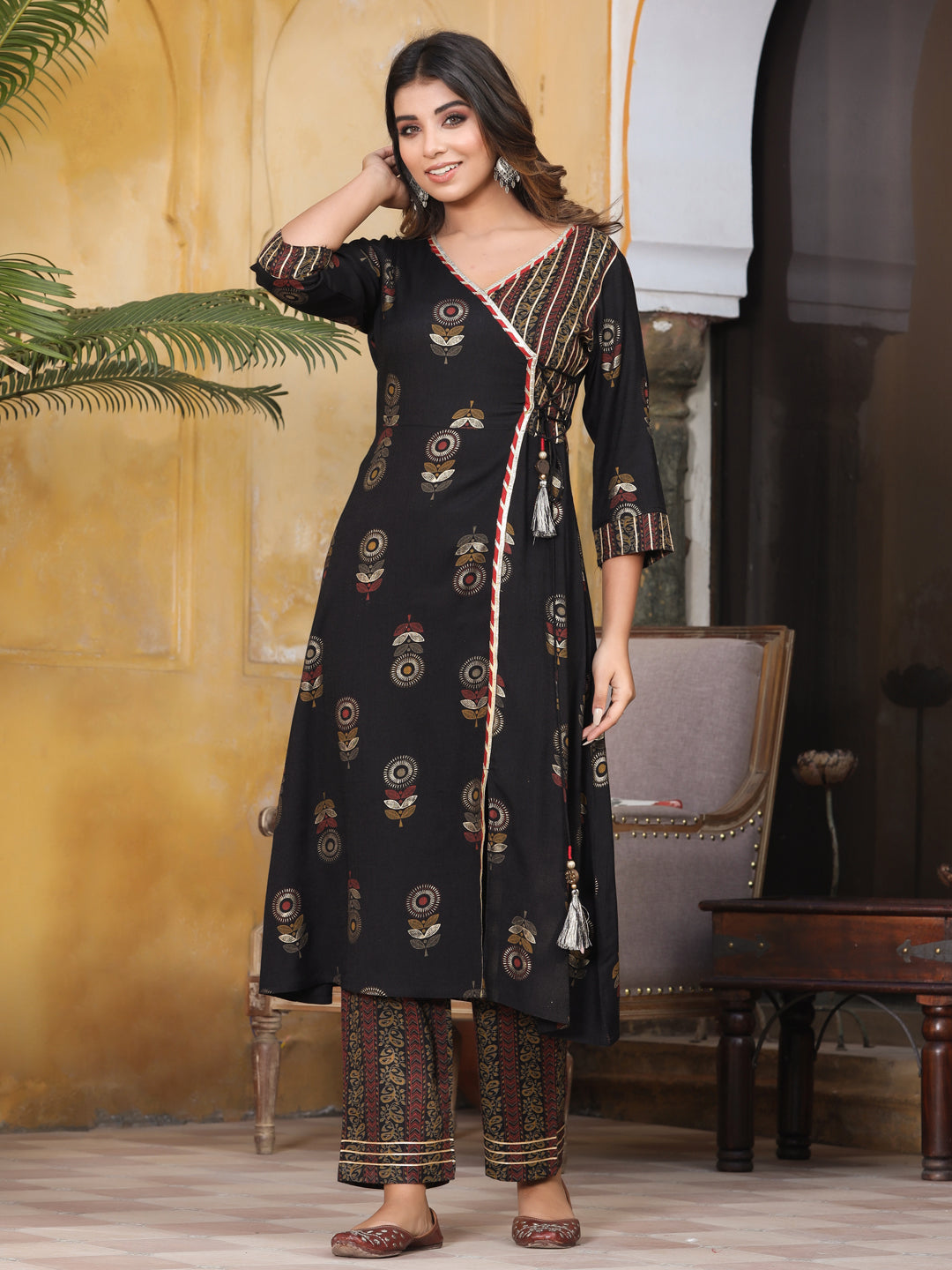 Black Rayon Slub Printed Kurta With Palazzo