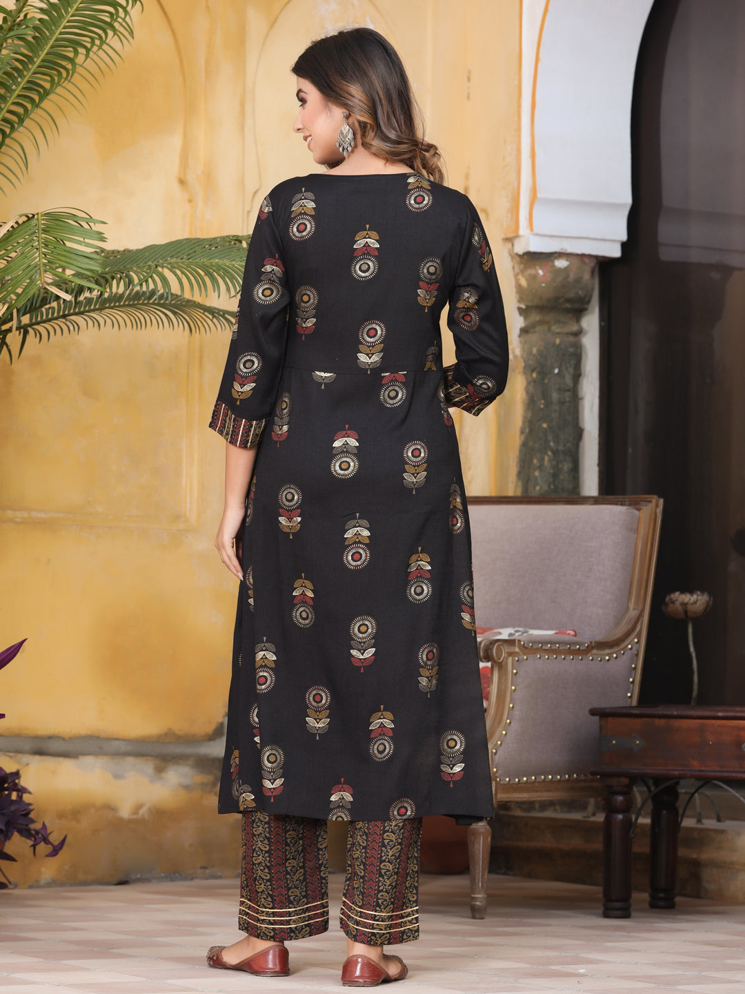 Black Rayon Slub Printed Kurta With Palazzo