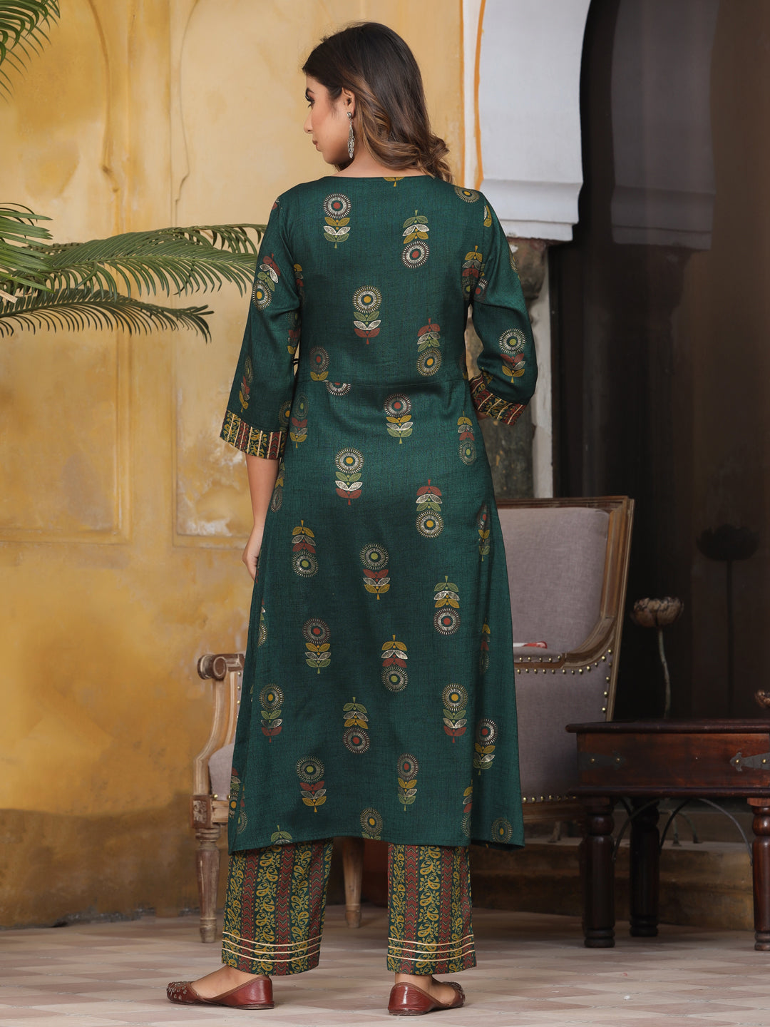 Green Rayon Slub Printed Kurta With Palazzo