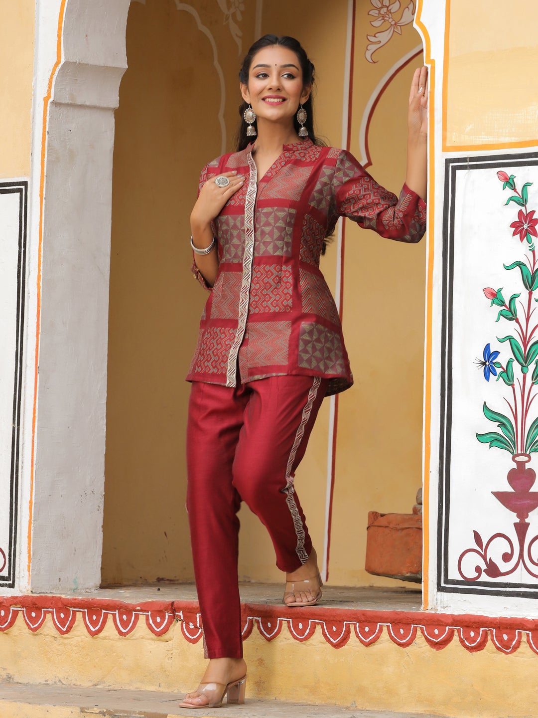 TOP LATEST DESIGNER PANT AND KURTI