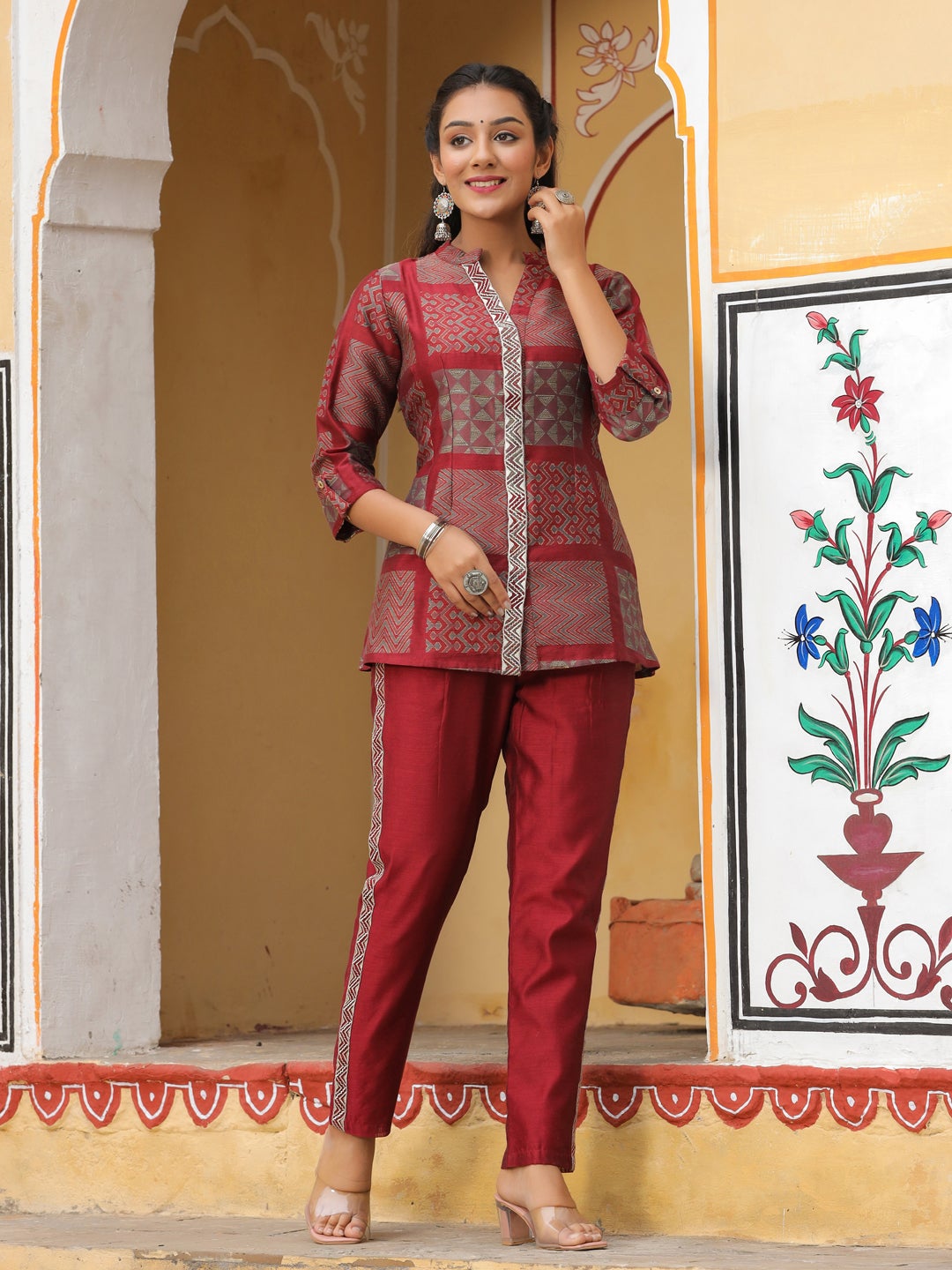 TOP LATEST DESIGNER PANT AND KURTI