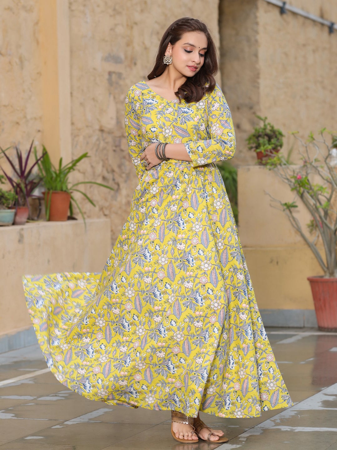 Buy Floral Print Crop Top with Skirt Online.