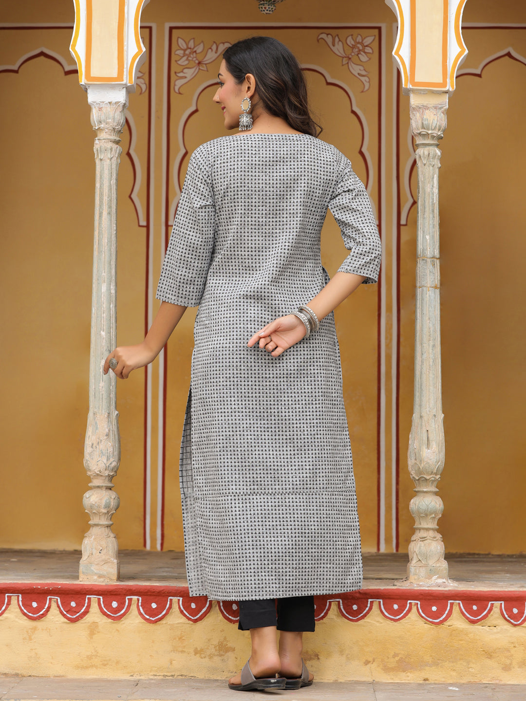 Grey Checked Straight Handloom Kurta