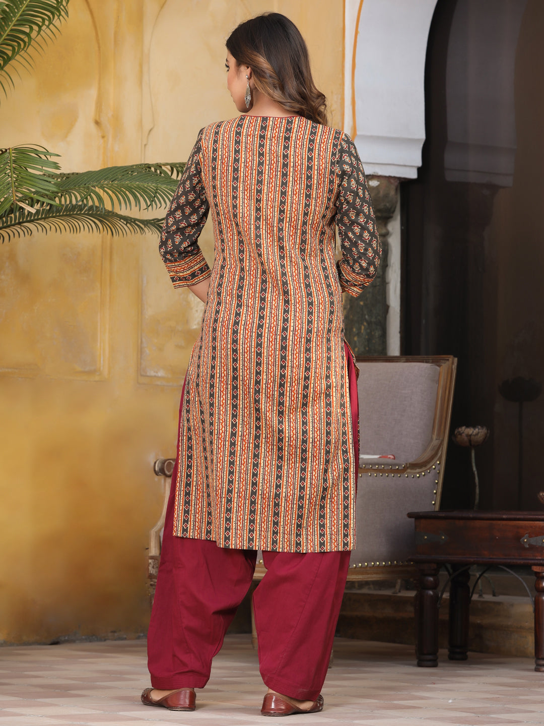 Charcoal Ethnic Motif Straight Cotton Kurta