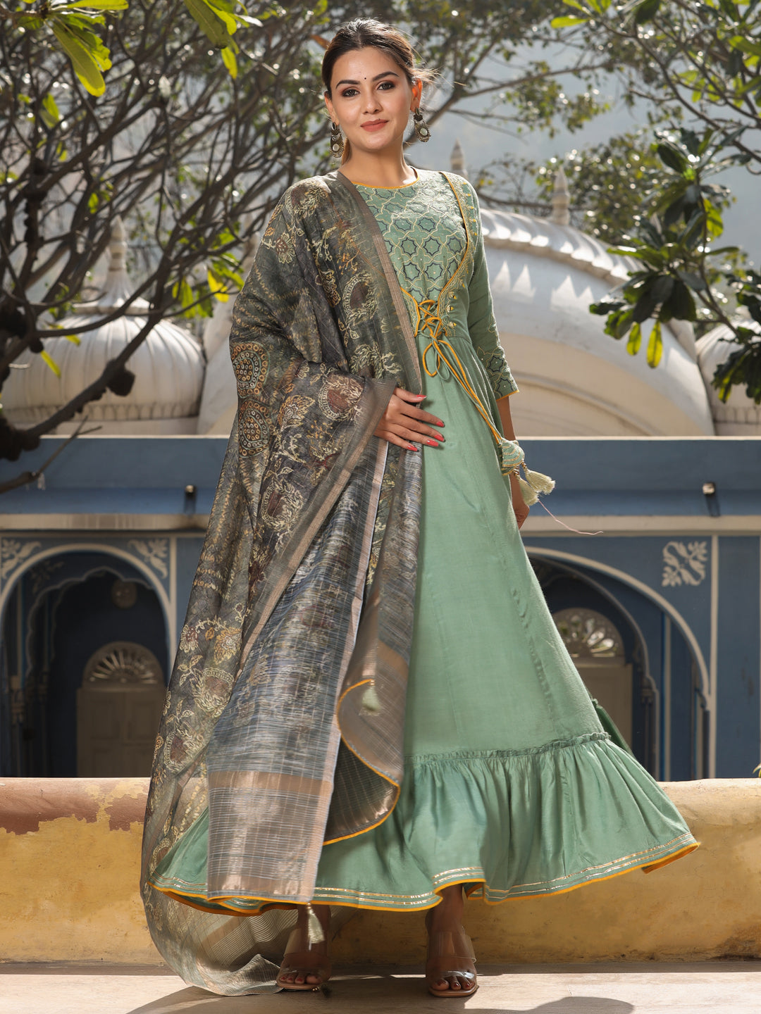 Silk Blend Embroidered Kurta With Dupatta