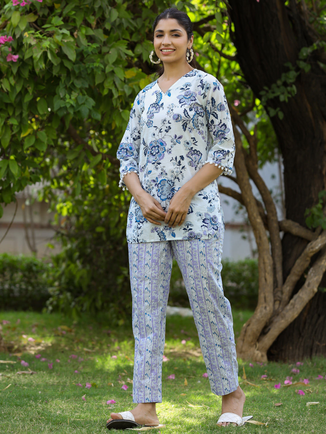 Comfortable and stylish Lounge wear