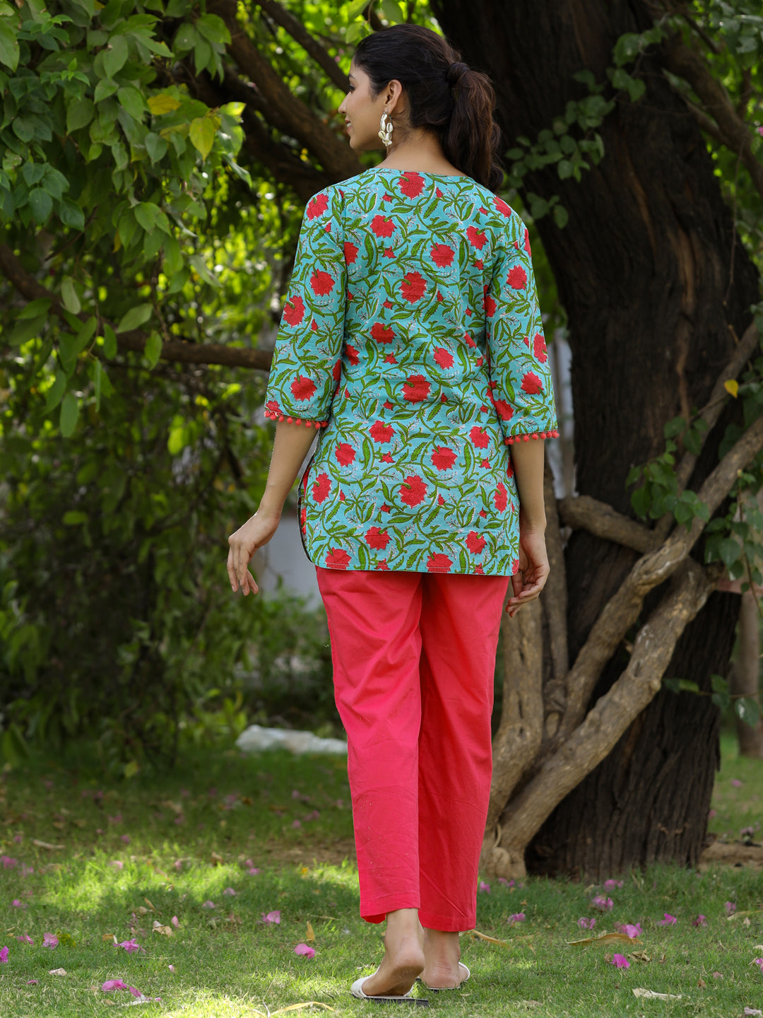 Teal Printed Cotton Short Kurta With Pants