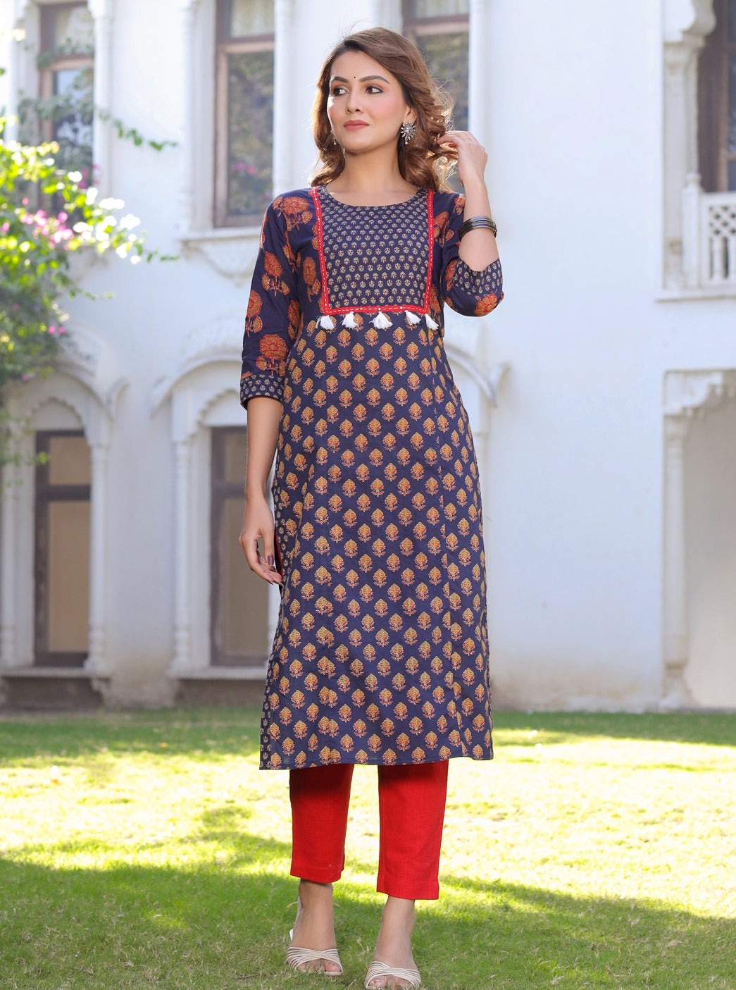 Navy Blue Printed Straight Cotton Kurta With Pant Set