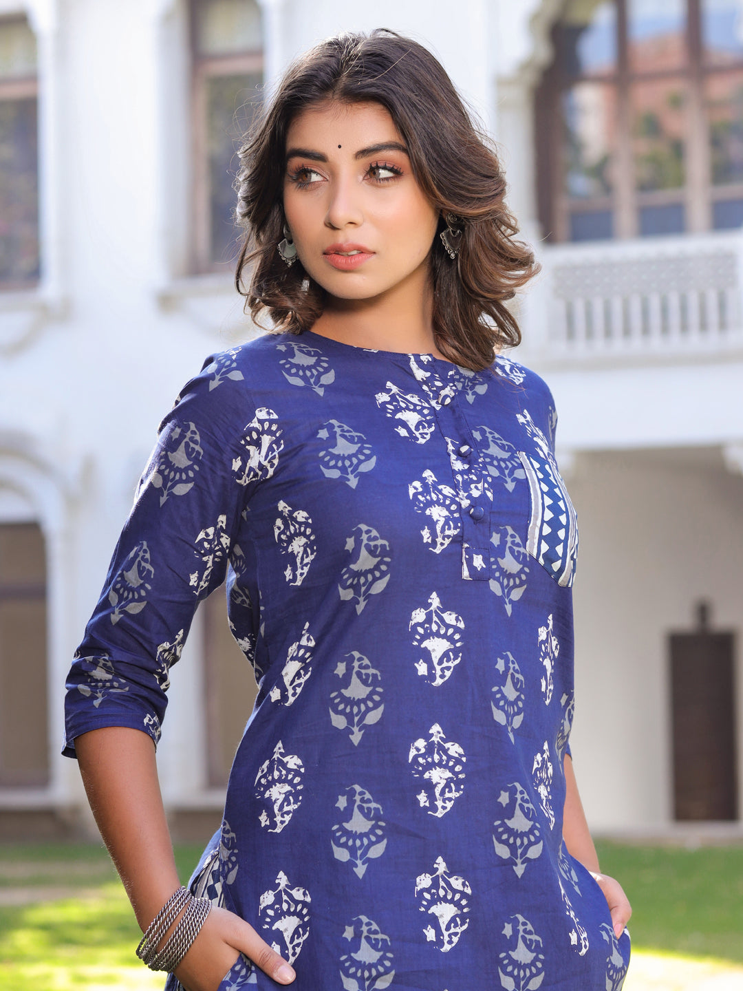 Blue Ethnic Motif Straight Cotton Lounge Wear