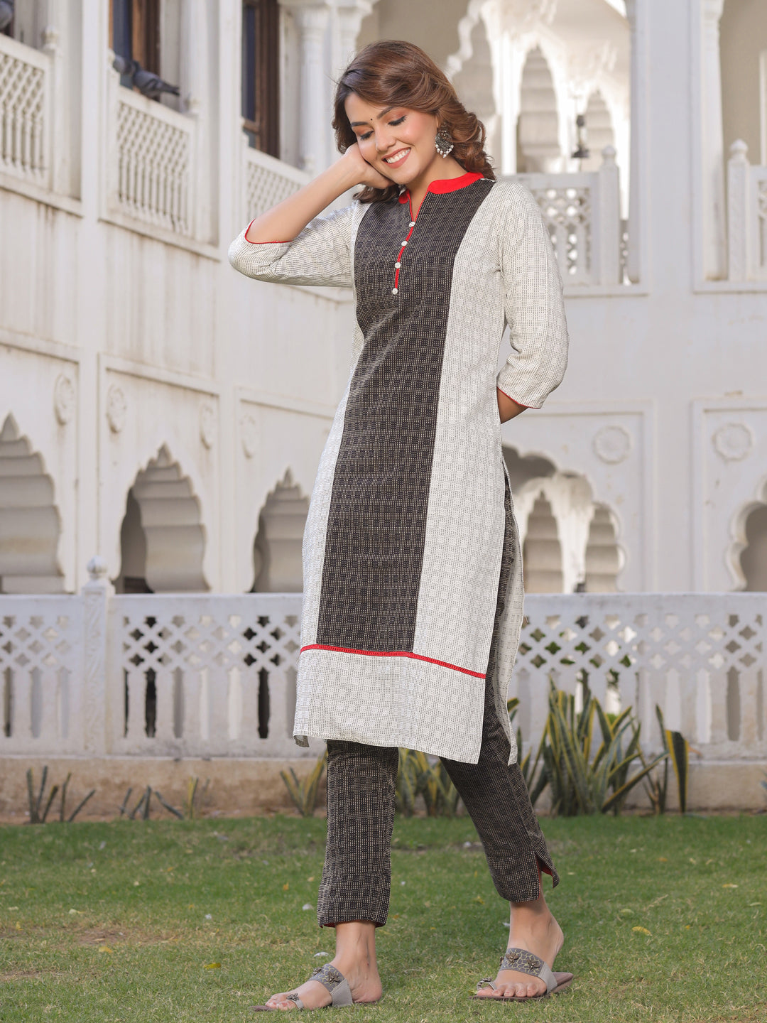 White And Black Straight Cotton Blend Kurta With Pant Set