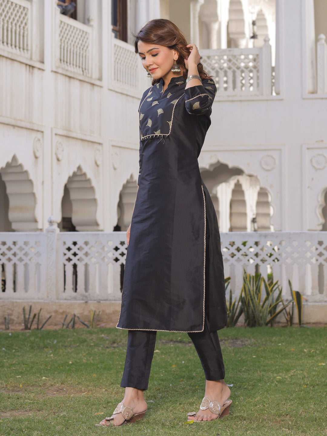 Black Gold Print Kurta With Pant