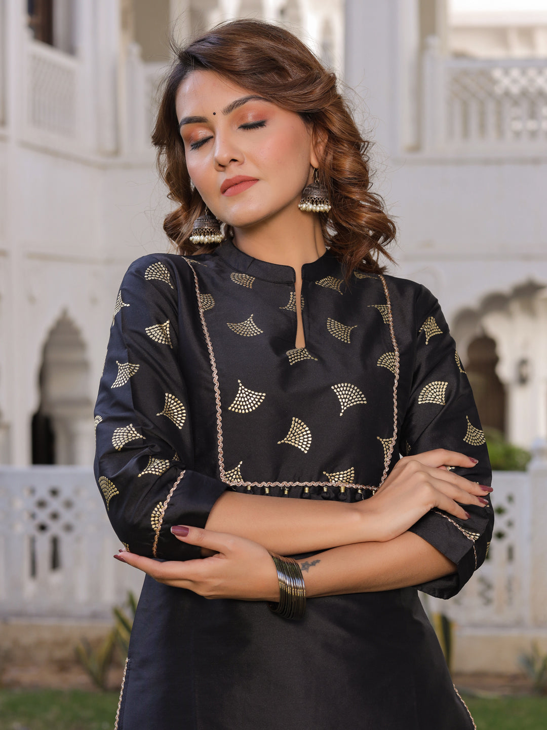 Black Gold Print Kurta With Pant