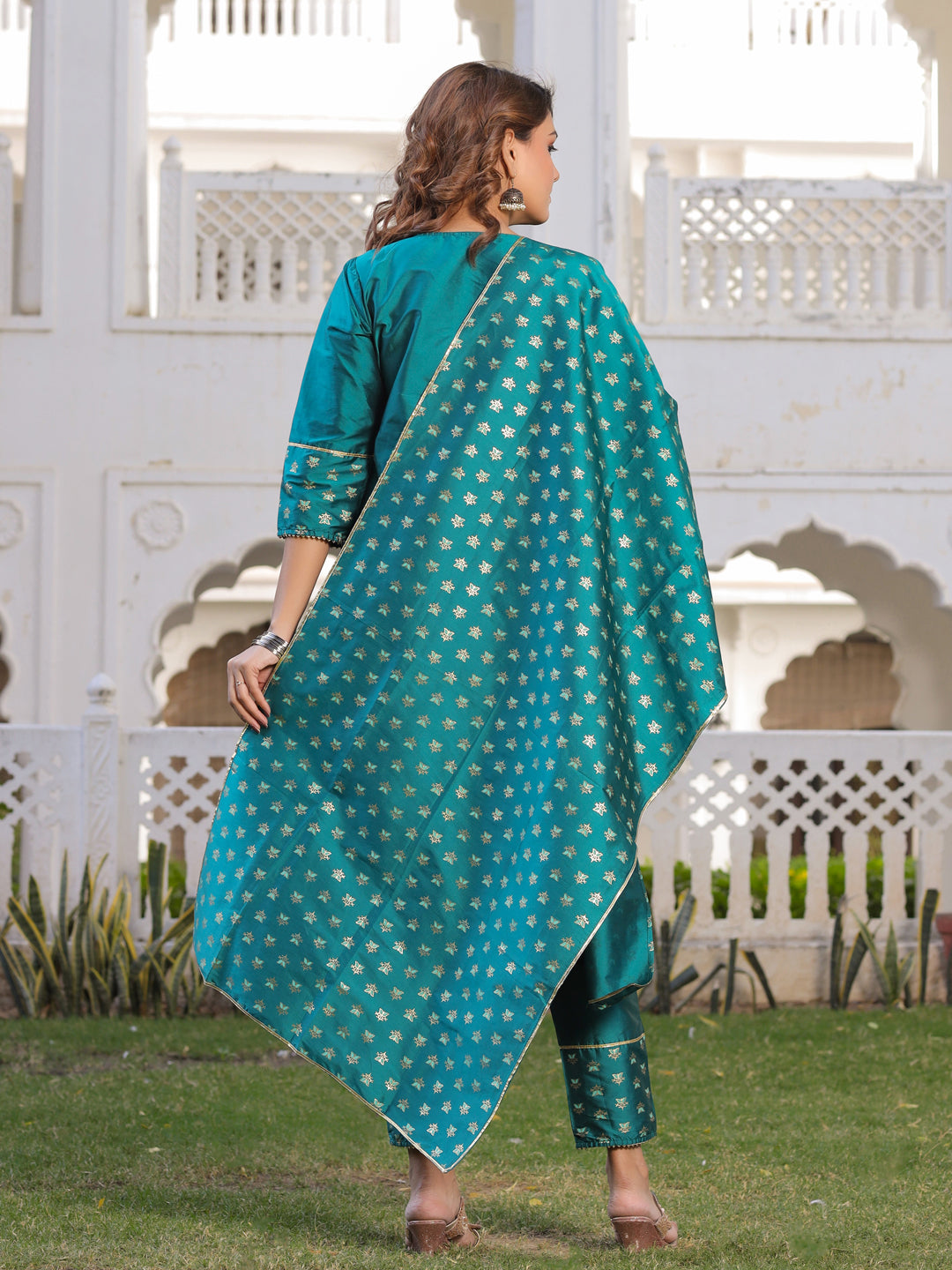Teal Solid Thread Work Straight Kurta With Pants & Printed Dupatta