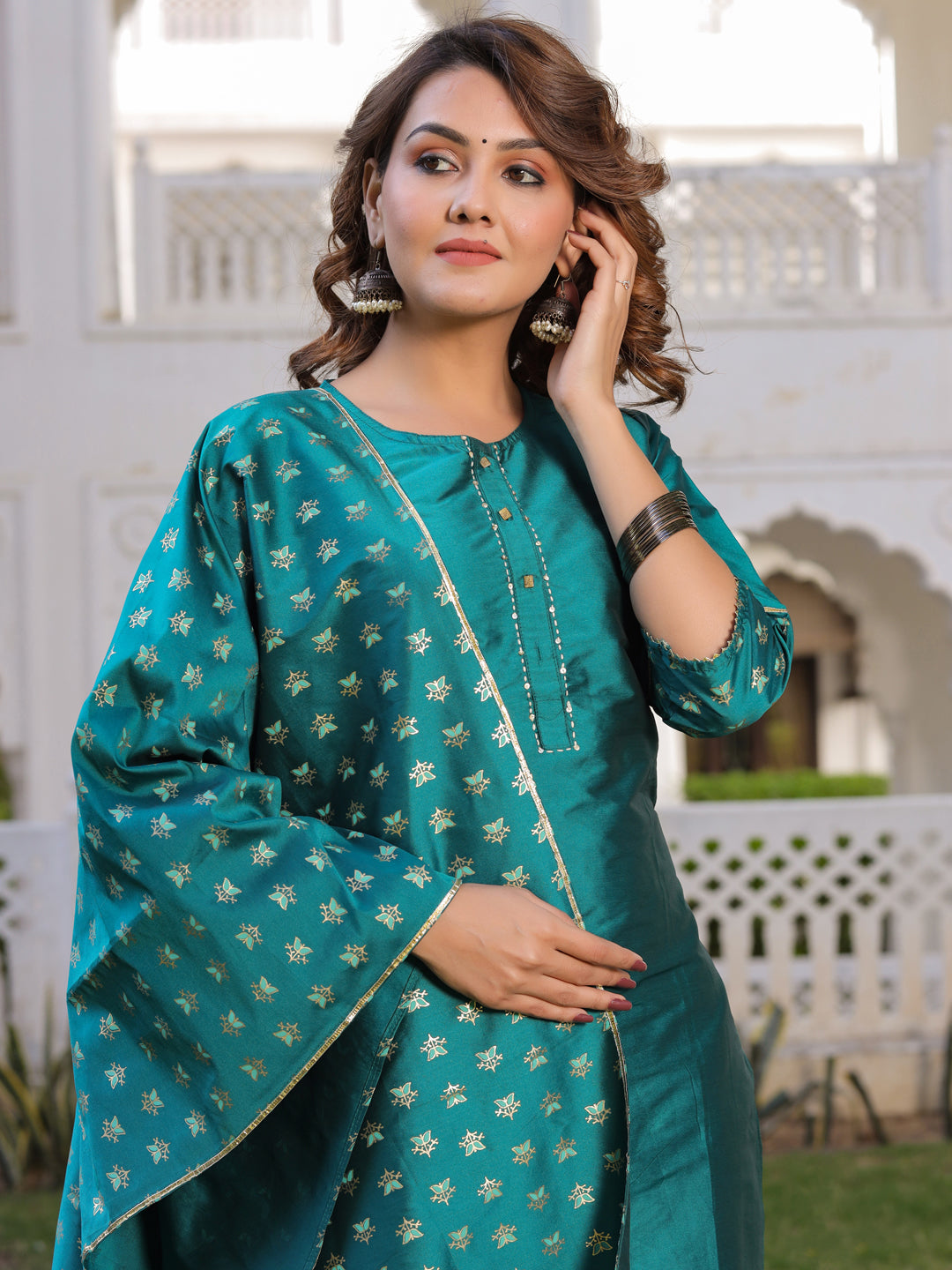 Teal Solid Thread Work Straight Kurta With Pants & Printed Dupatta