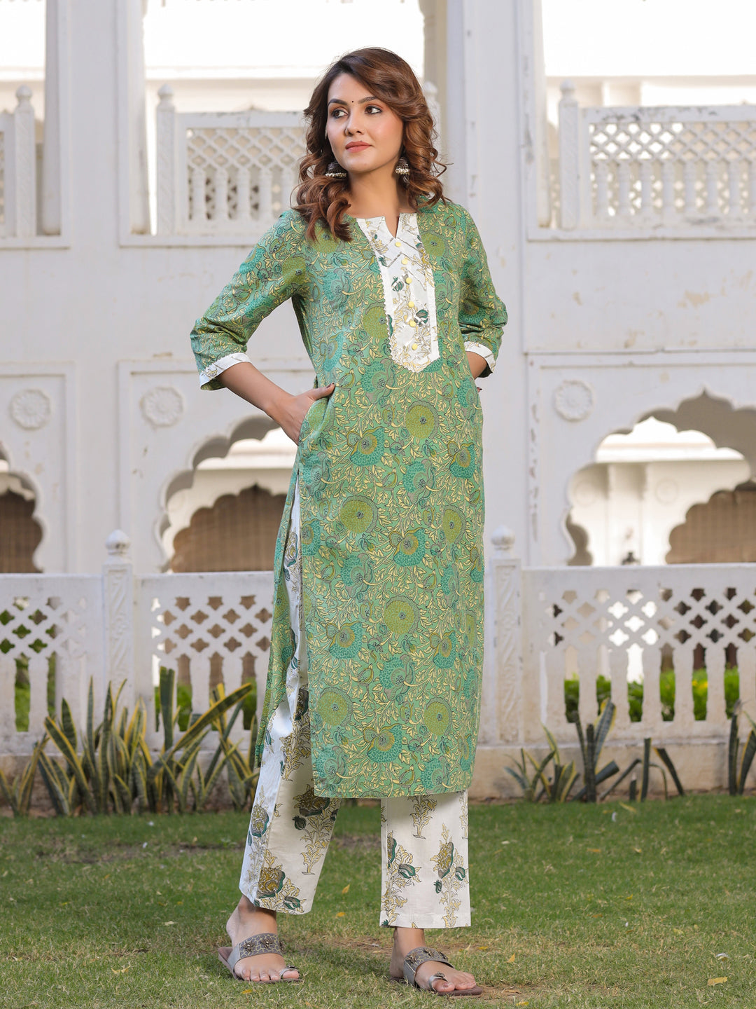 Green Floral Print Straight Cotton Kurta With Palazzos
