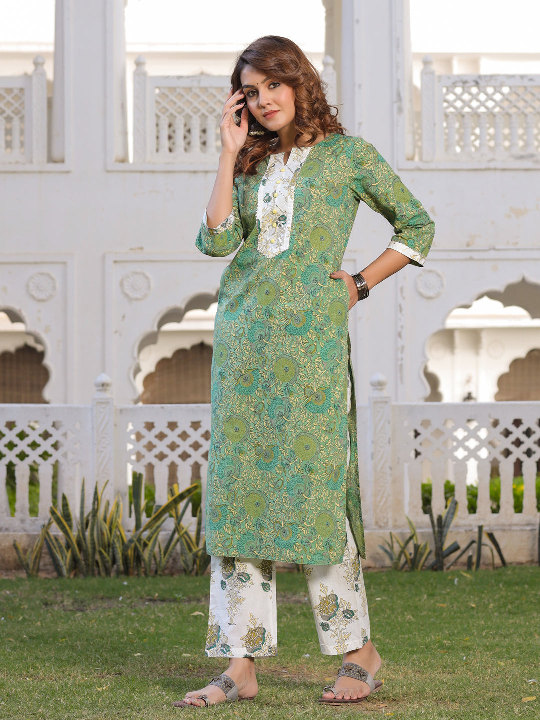 Green Floral Print Straight Cotton Kurta With Palazzos