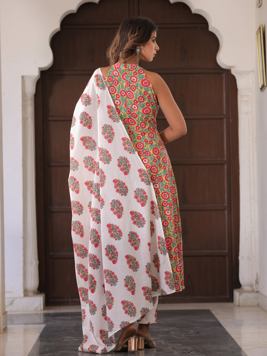 shop Fashionable printed long kurta