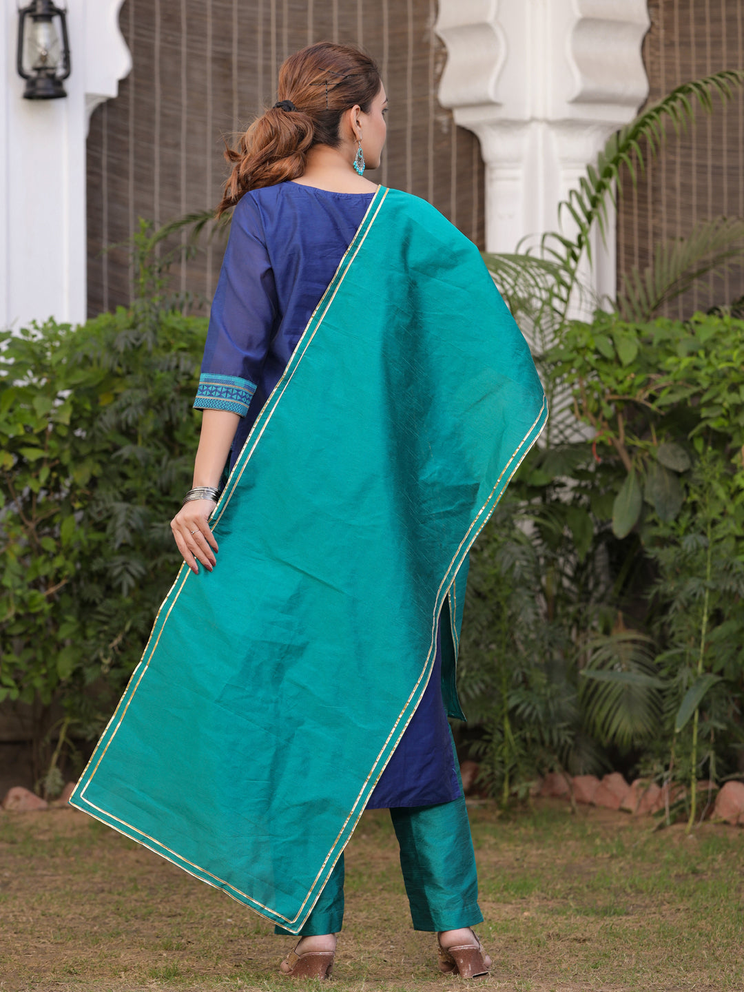 Navy Blue & Green Woven Design Kurta With Trousers & Dupatta