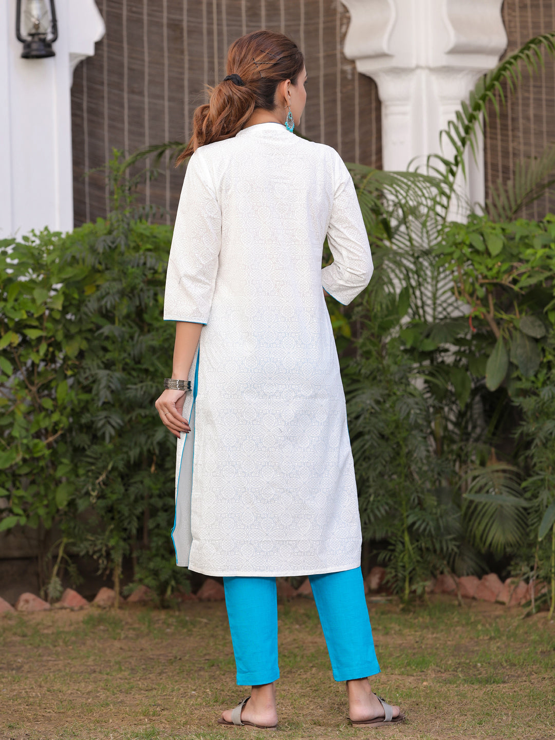 White Turquoise Ethnic Motifs Straight Cotton Kurta With Pant