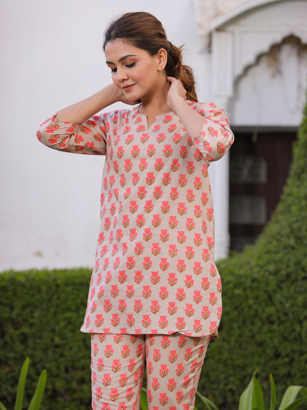 Beige Floral Print Straight Cotton Sleepwear