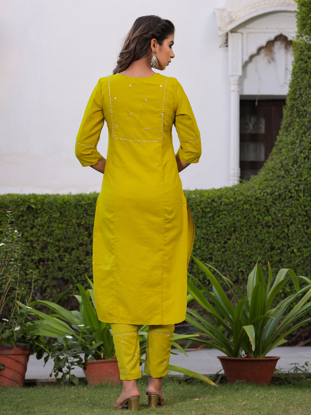 Olive Green Embroidered Straight Rayon Slub Kurta With Pant