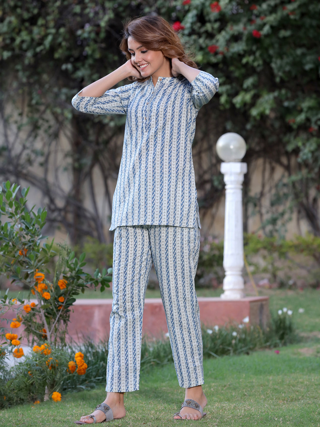 Blue Printed Straight Cotton Sleepwear