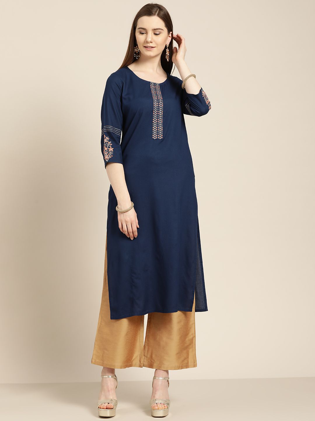 Blue Solid Embroidered Straight Kurta