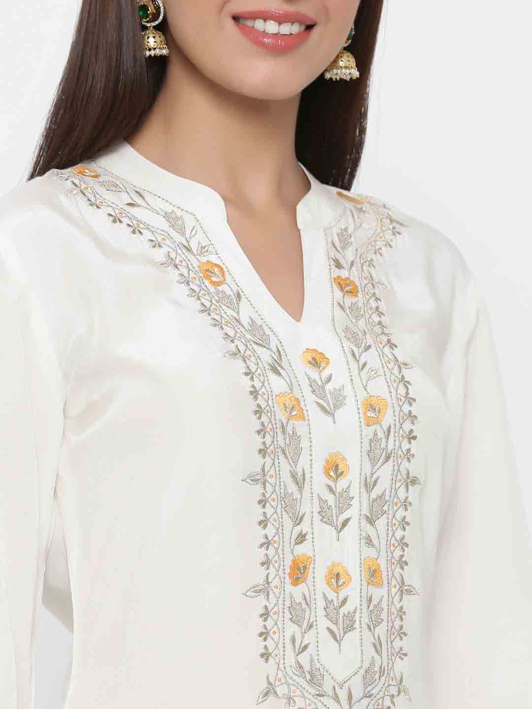 Off-White Solid Straight Silk Blend Kurta